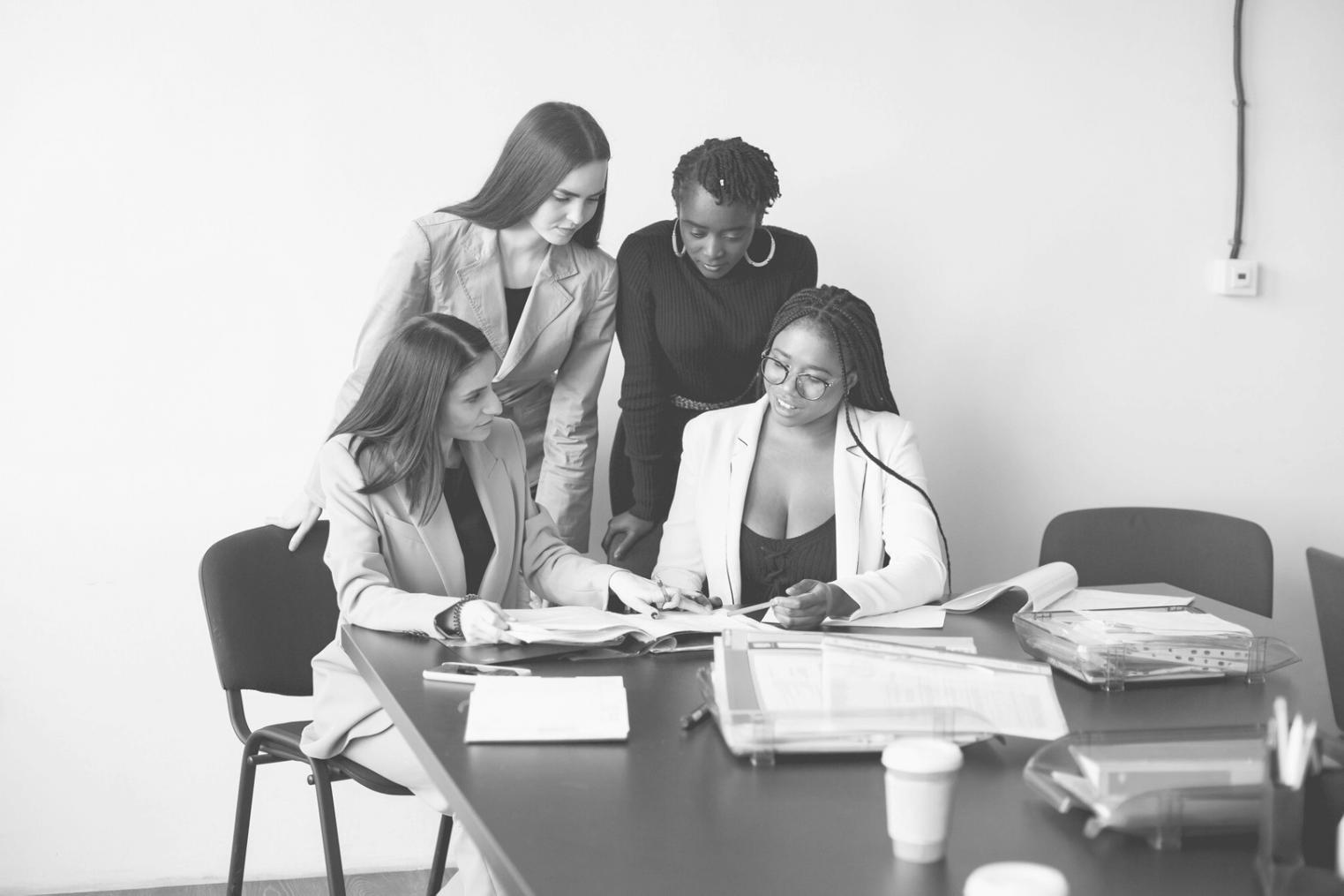 Sessione di supervisione clinica con discussione di casi reali